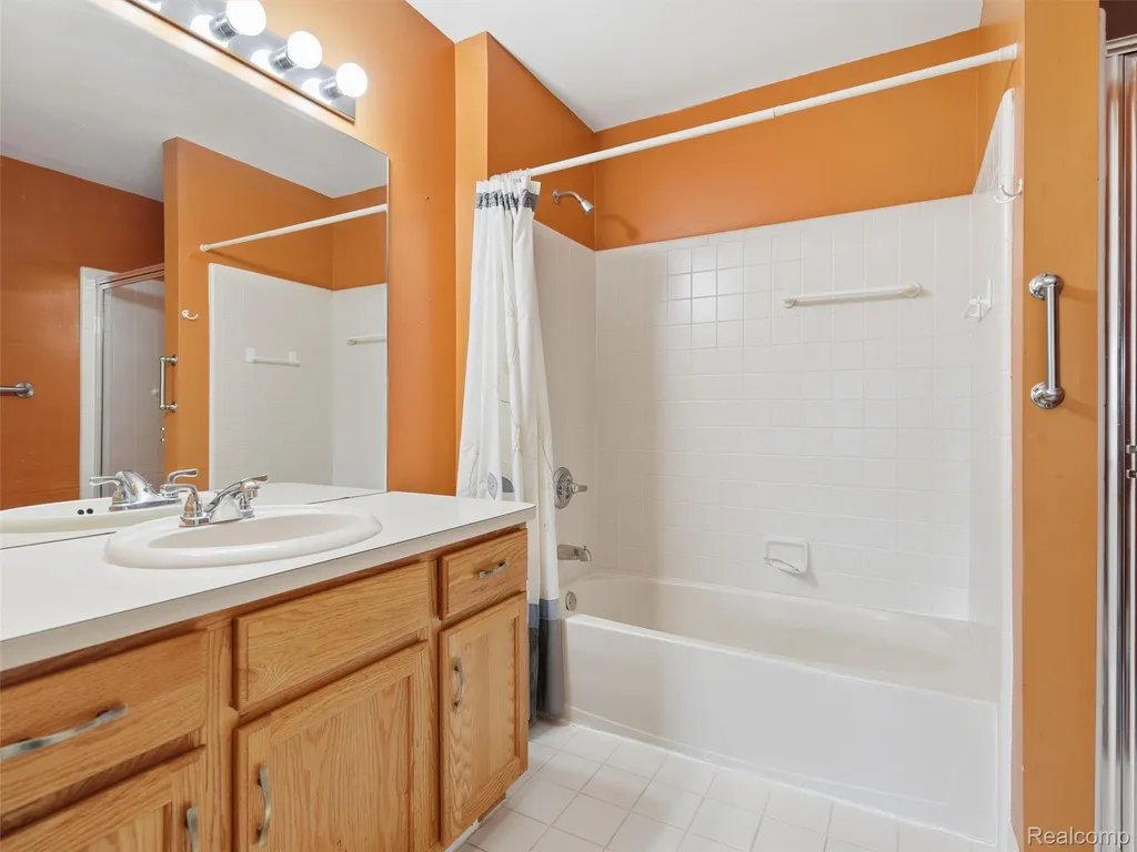 6394 Heron Park Way Independence Charter Township MI 48346