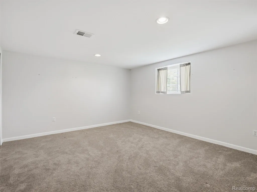 6394 Heron Park Way Independence Charter Township MI 48346