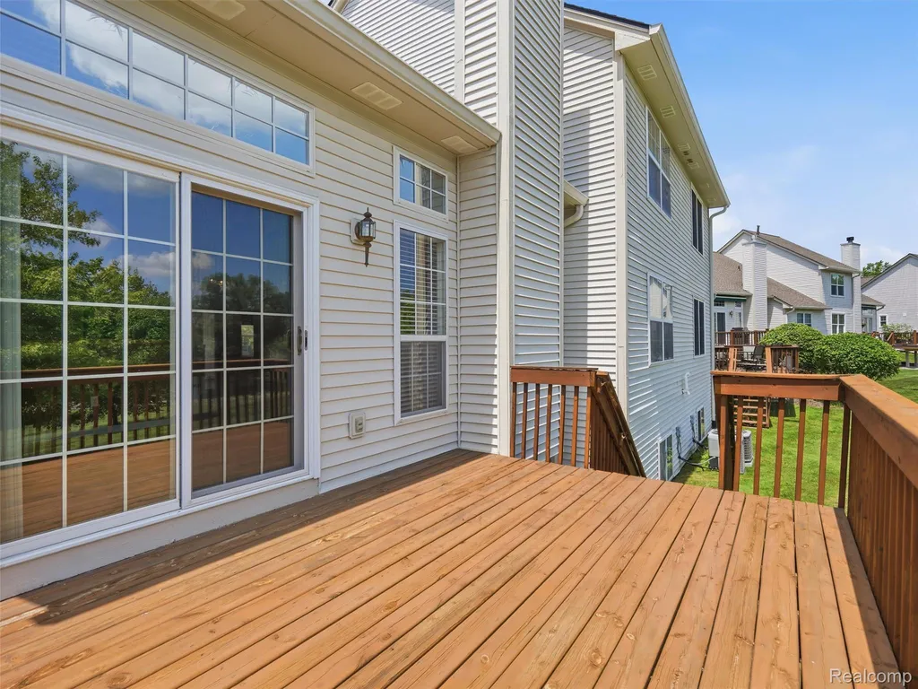 6394 Heron Park Way Independence Charter Township MI 48346