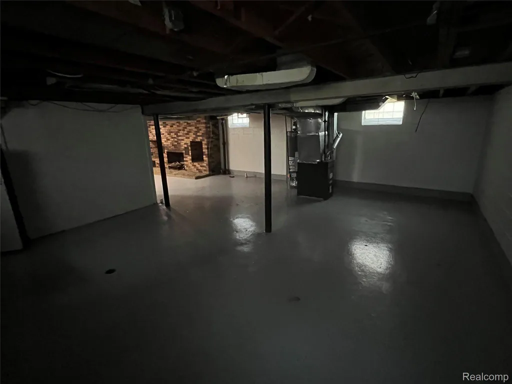 18307 Shaftsbury Avenue Detroit City MI 48219