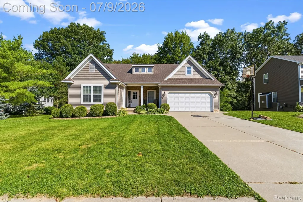 9285 Pine Walk Pass Argentine Township MI 48451