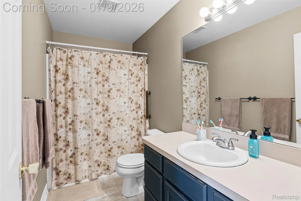 9285 Pine Walk Pass Argentine Township MI 48451