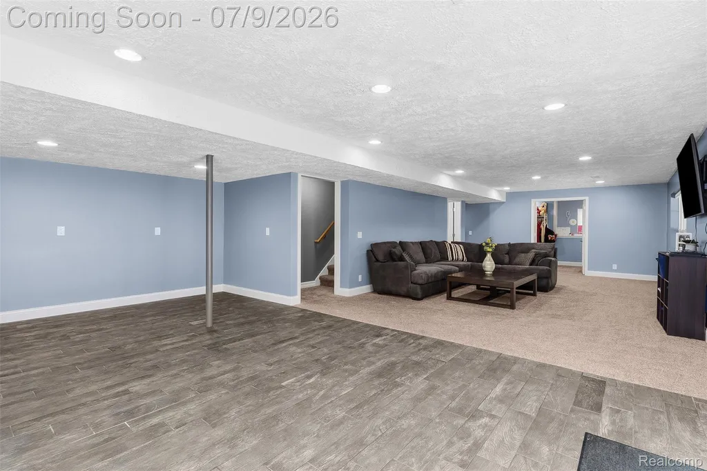 9285 Pine Walk Pass Argentine Township MI 48451