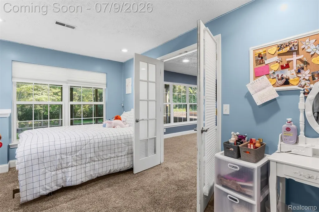 9285 Pine Walk Pass Argentine Township MI 48451