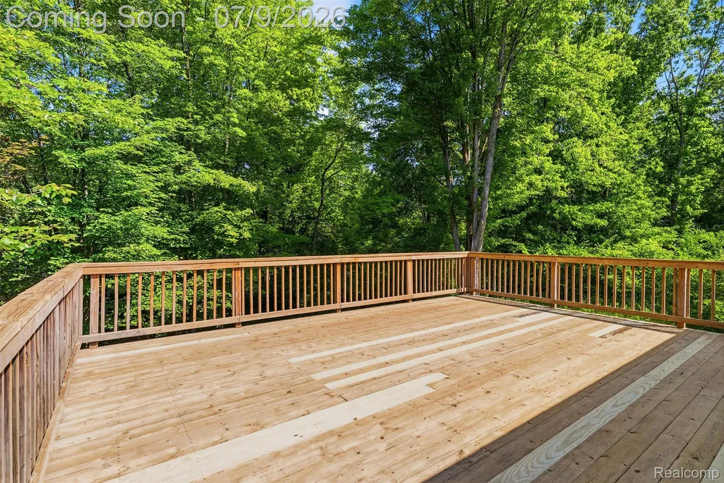 9285 Pine Walk Pass Argentine Township MI 48451