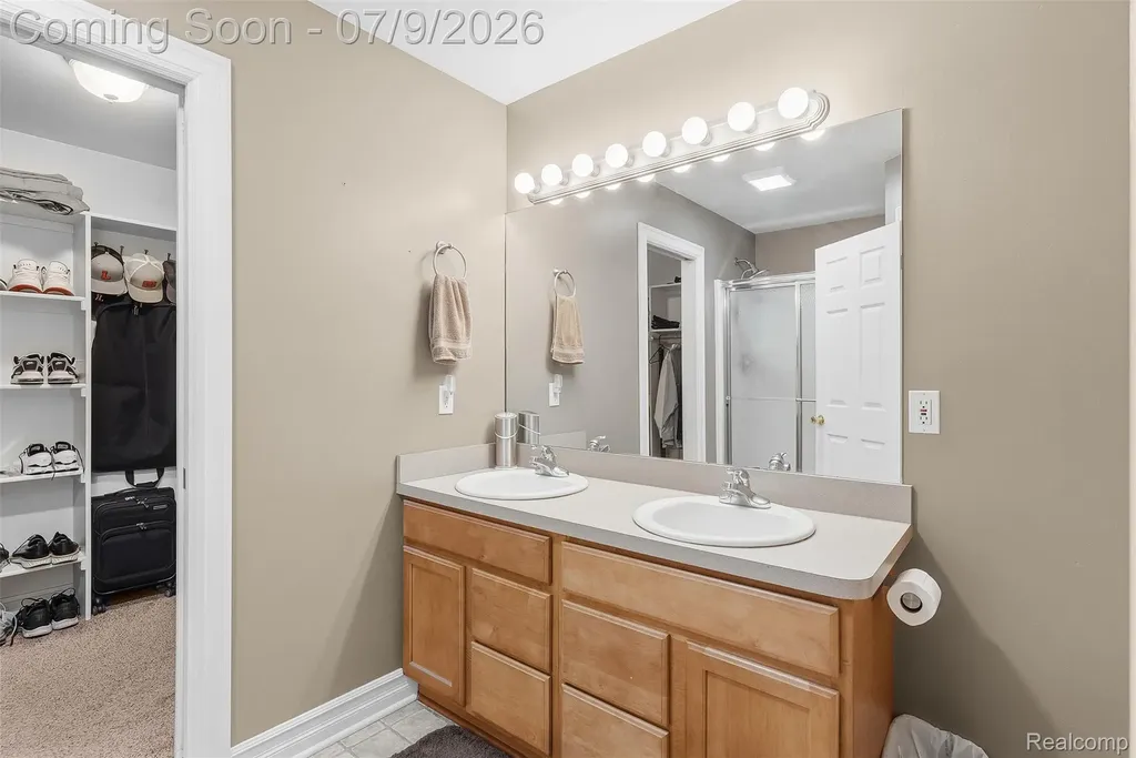 9285 Pine Walk Pass Argentine Township MI 48451