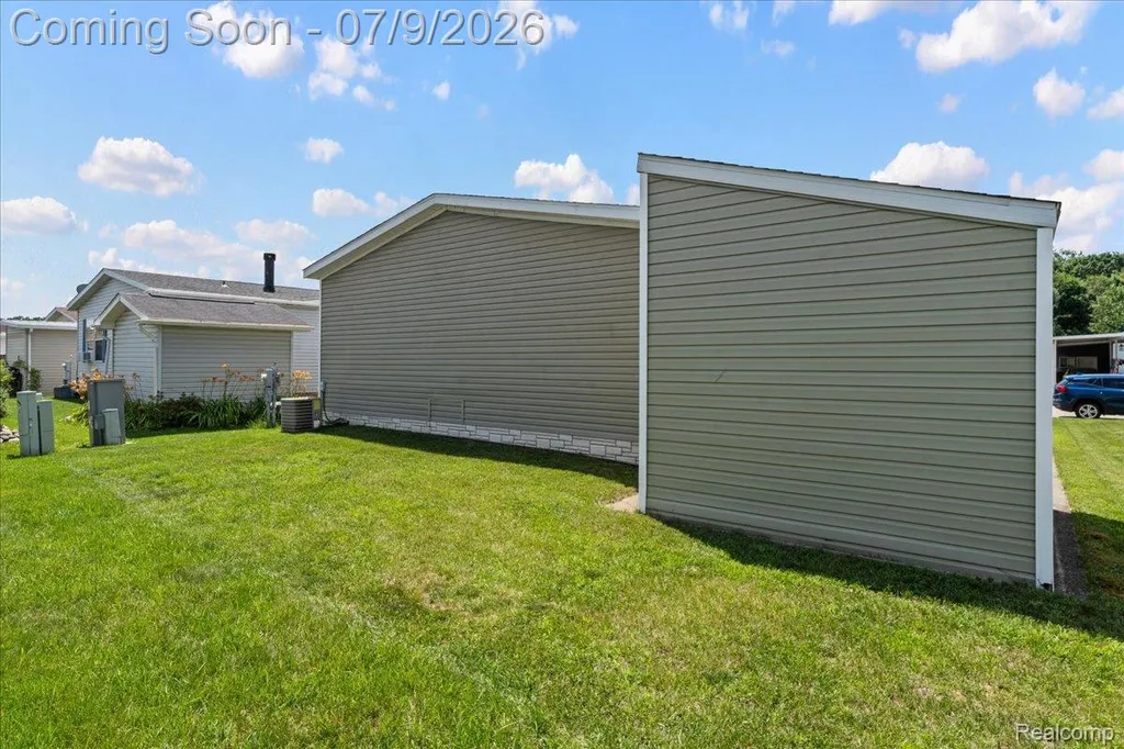 49770 Elk Trail Shelby Charter Township MI 48315