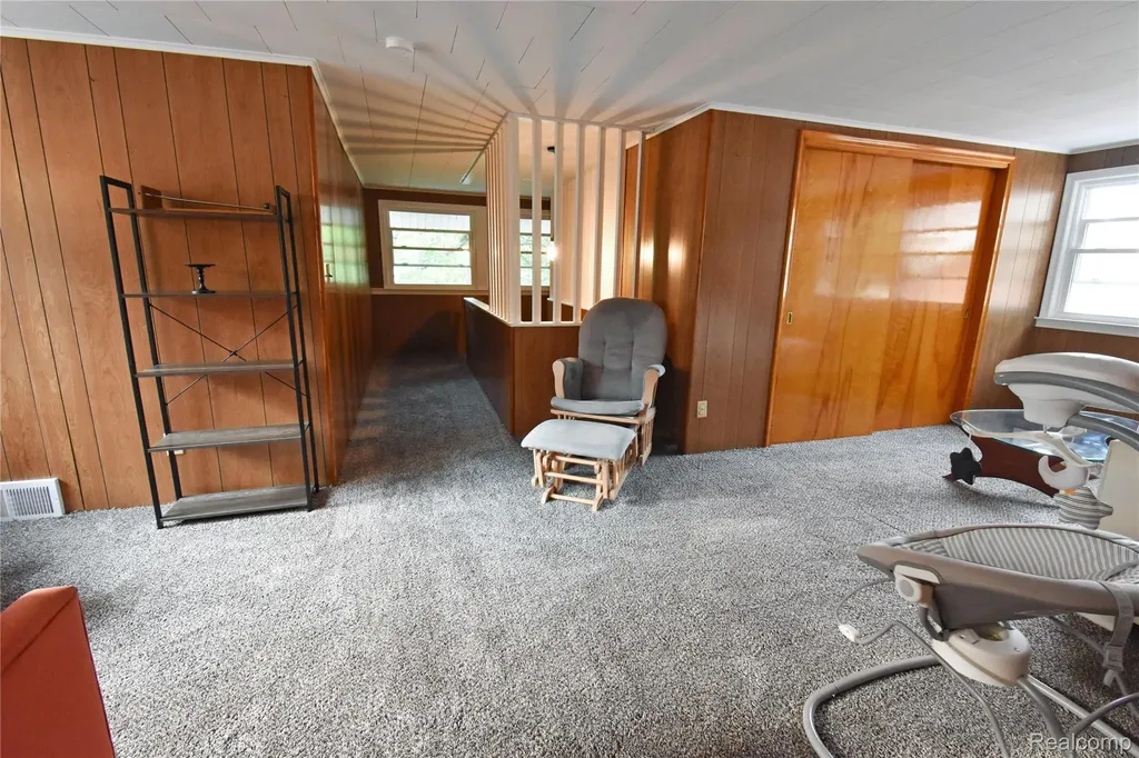 34 Moser Place Mt. Clemens City MI 48043