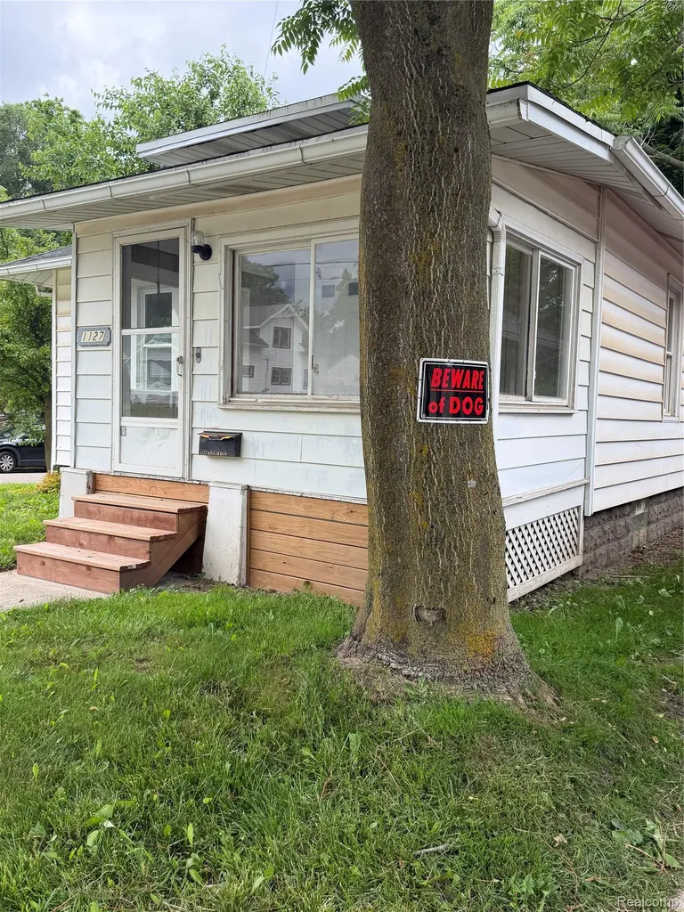 1127 N Martin Luther King Jr. Boulevard Lansing City MI 48915