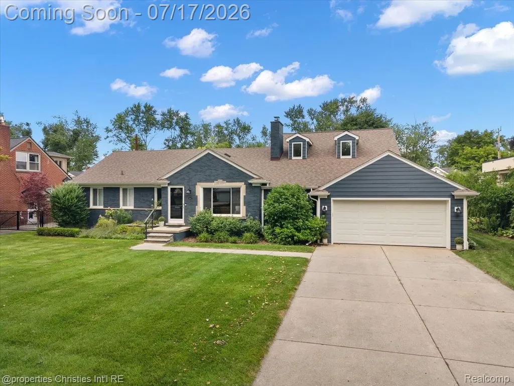 18244 Beverly Road Beverly Hills Village MI 48025