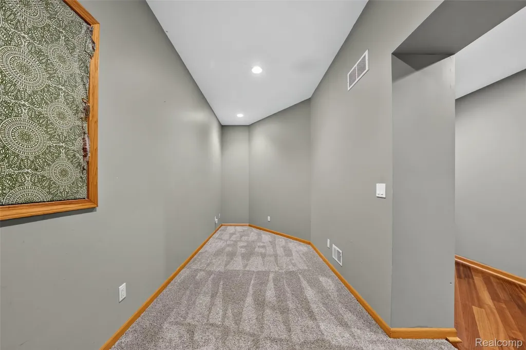 8516 Thendara Boulevard Independence Charter Township MI 48348