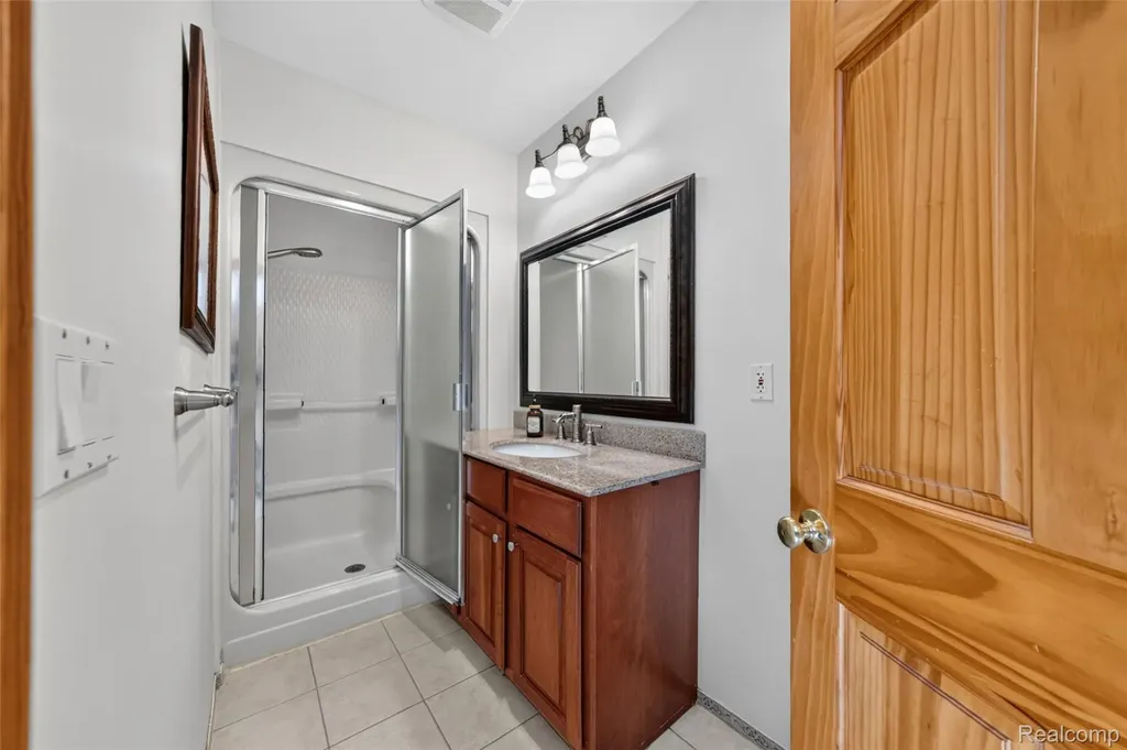 8516 Thendara Boulevard Independence Charter Township MI 48348
