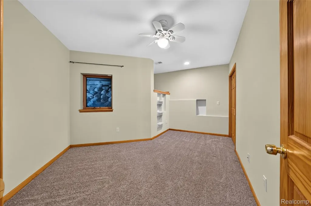 8516 Thendara Boulevard Independence Charter Township MI 48348