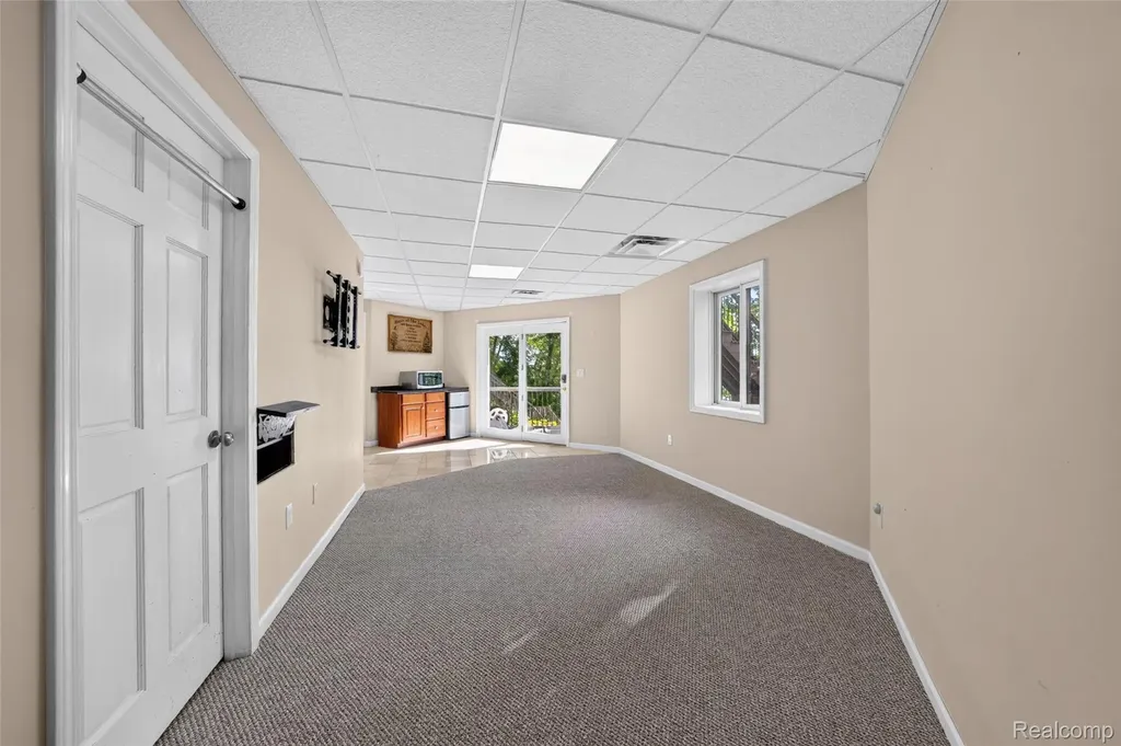 8516 Thendara Boulevard Independence Charter Township MI 48348
