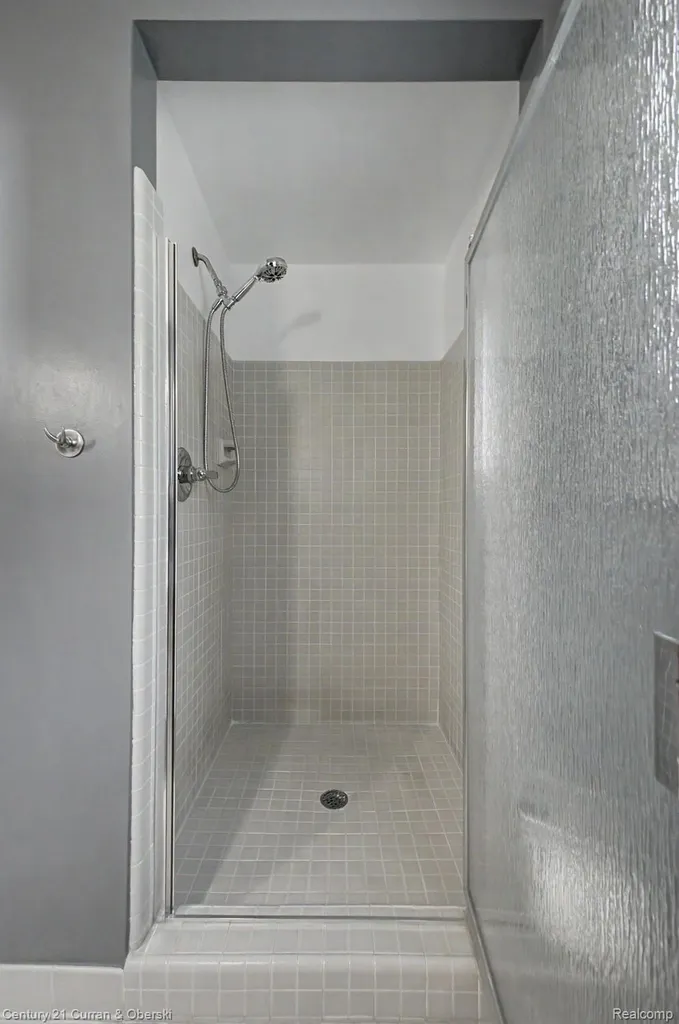 17620 Fox Glen Drive Riverview City MI 48193