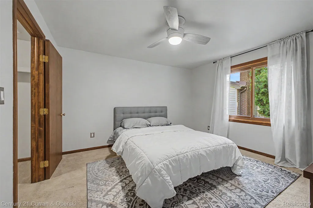17620 Fox Glen Drive Riverview City MI 48193