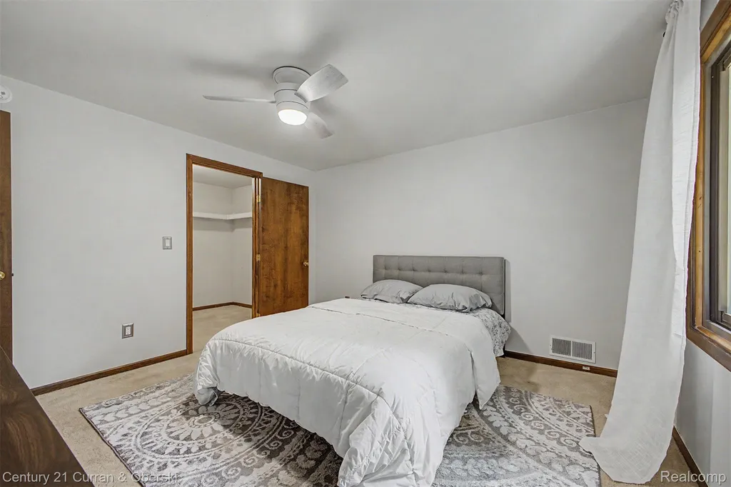 17620 Fox Glen Drive Riverview City MI 48193