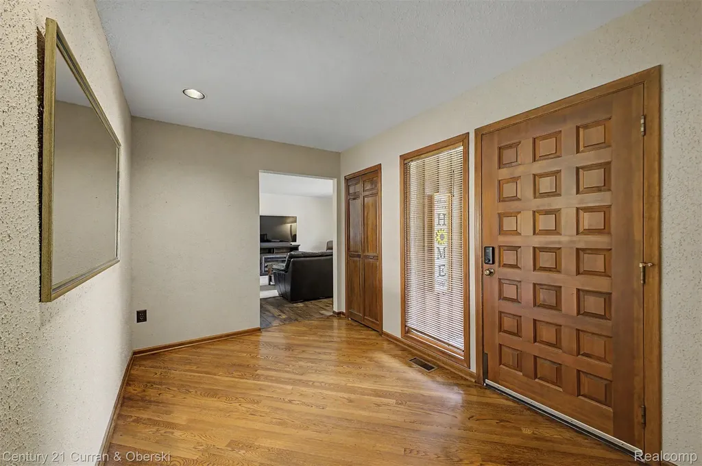 17620 Fox Glen Drive Riverview City MI 48193