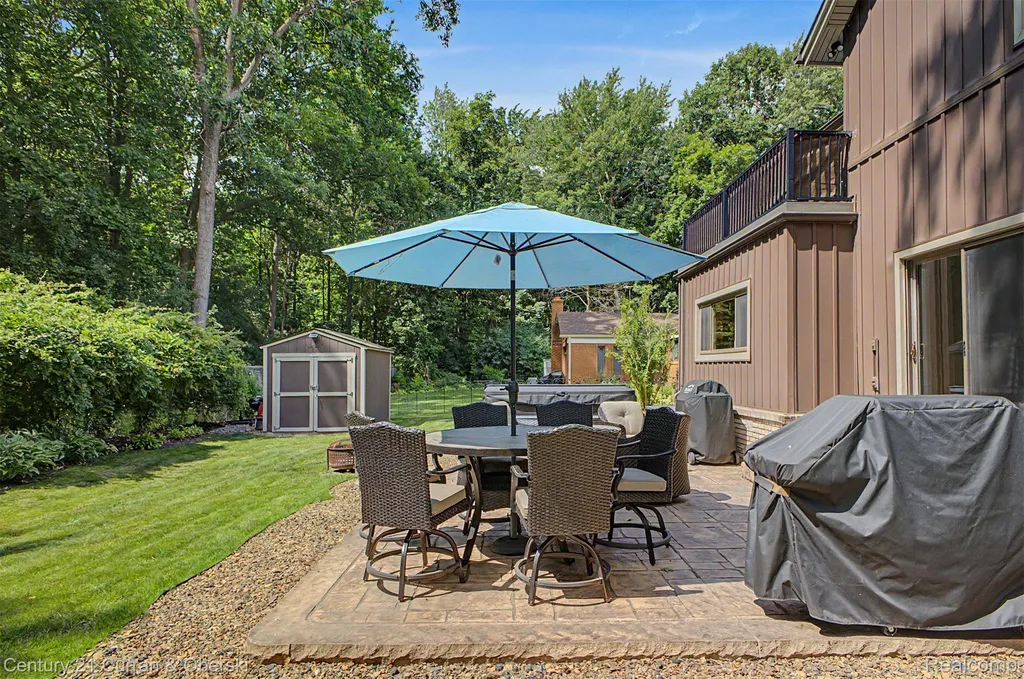 17620 Fox Glen Drive Riverview City MI 48193