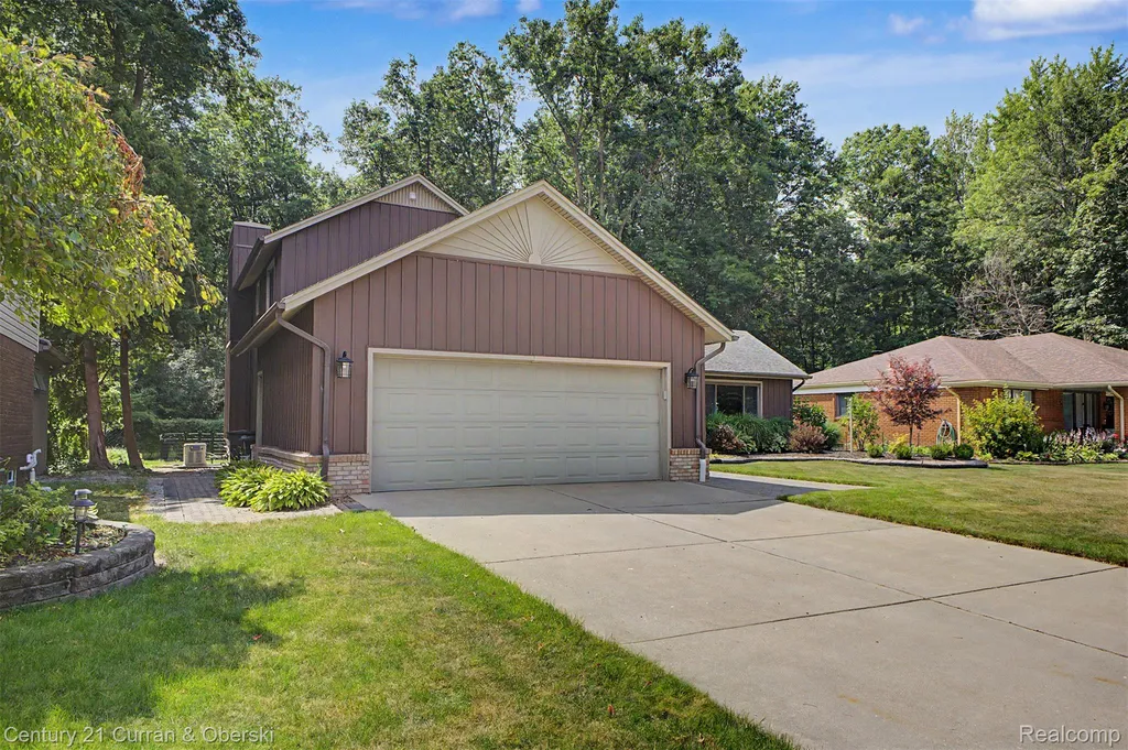 17620 Fox Glen Drive Riverview City MI 48193