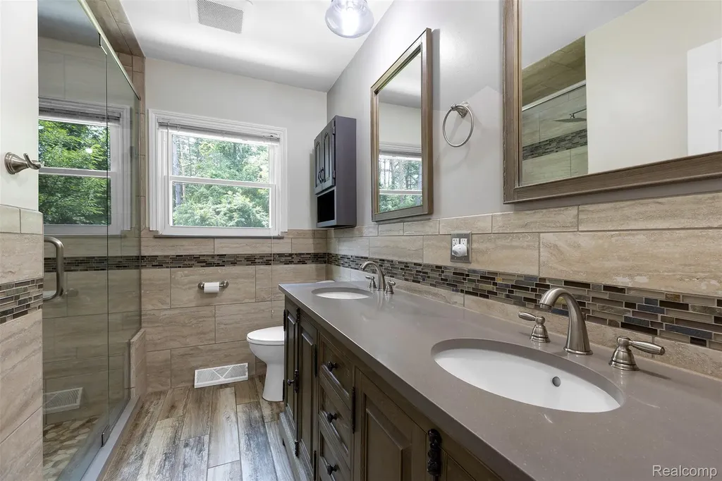 1505 Hummer Lake Road Brandon Charter Township MI 48462