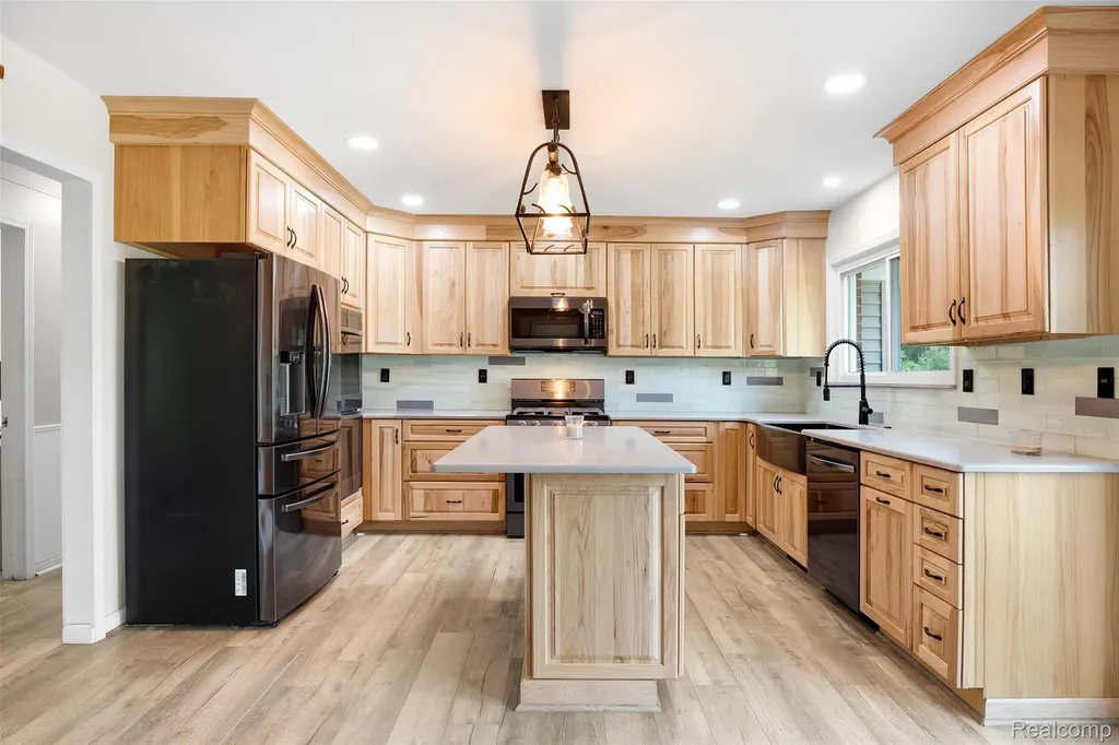 1505 Hummer Lake Road Brandon Charter Township MI 48462