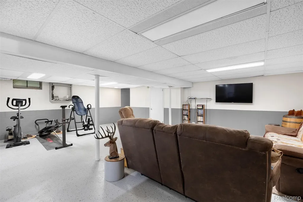 1505 Hummer Lake Road Brandon Charter Township MI 48462