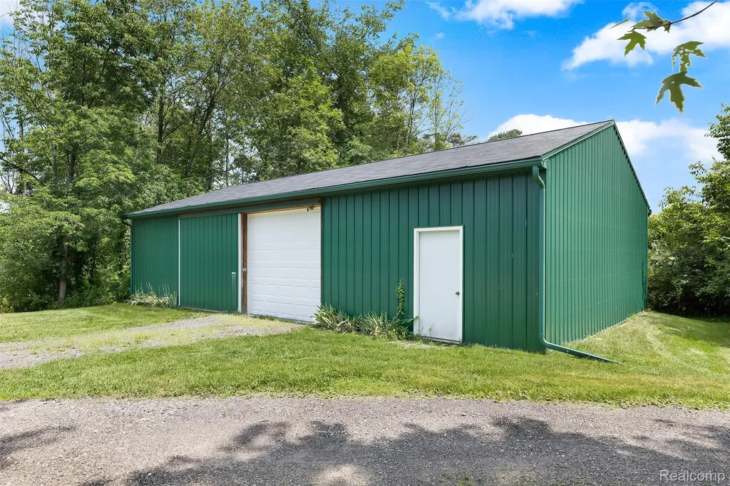 1505 Hummer Lake Road Brandon Charter Township MI 48462