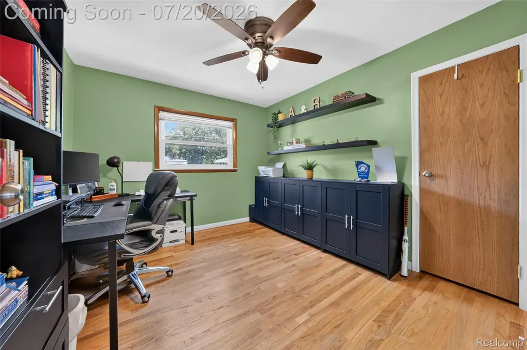 9428 Gillman Street Livonia City MI 48150