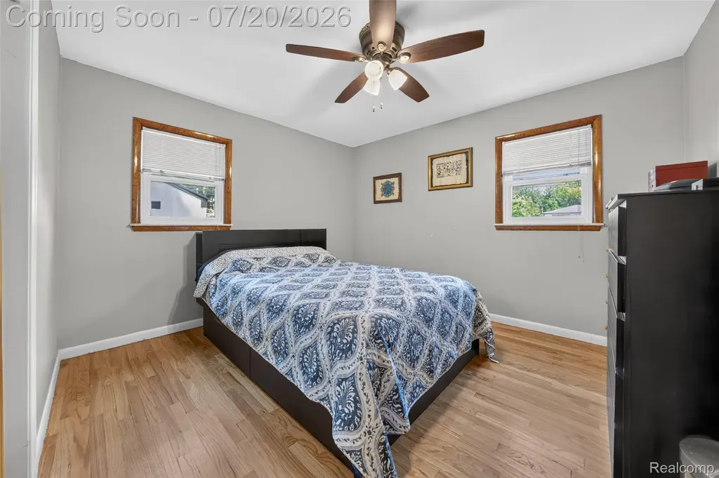 9428 Gillman Street Livonia City MI 48150