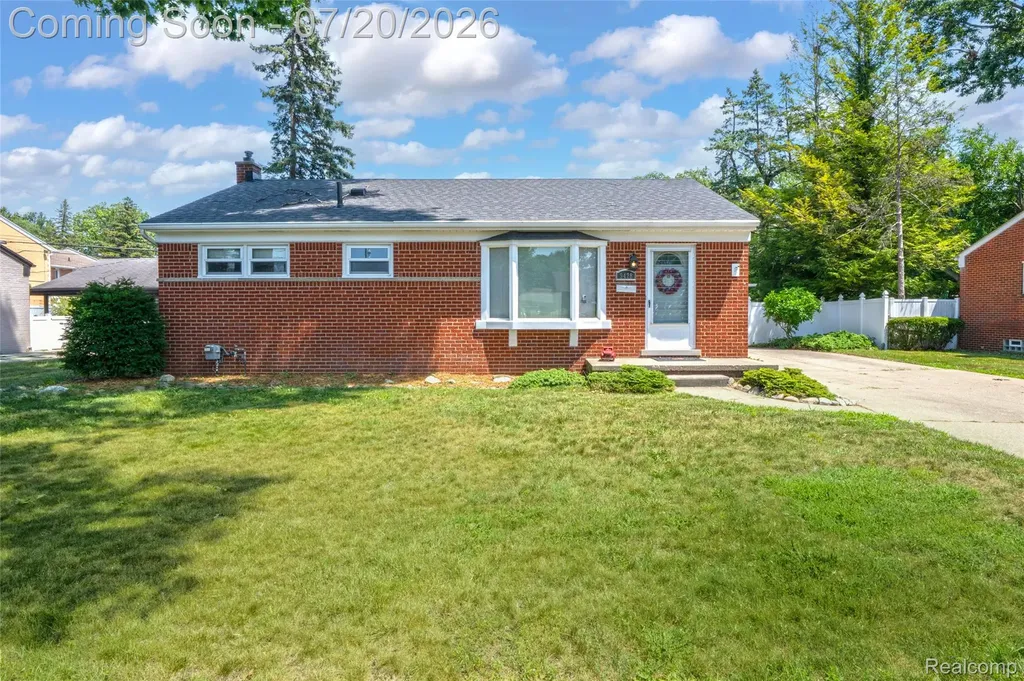 9428 Gillman Street Livonia City MI 48150