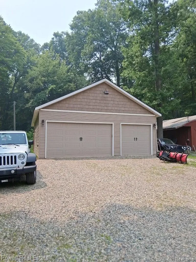 6807 Big Trail Road Rose Township MI 48442
