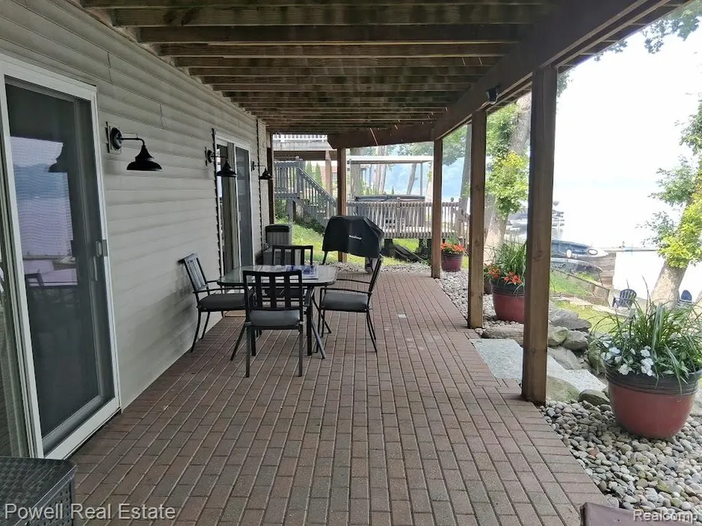 6807 Big Trail Road Rose Township MI 48442