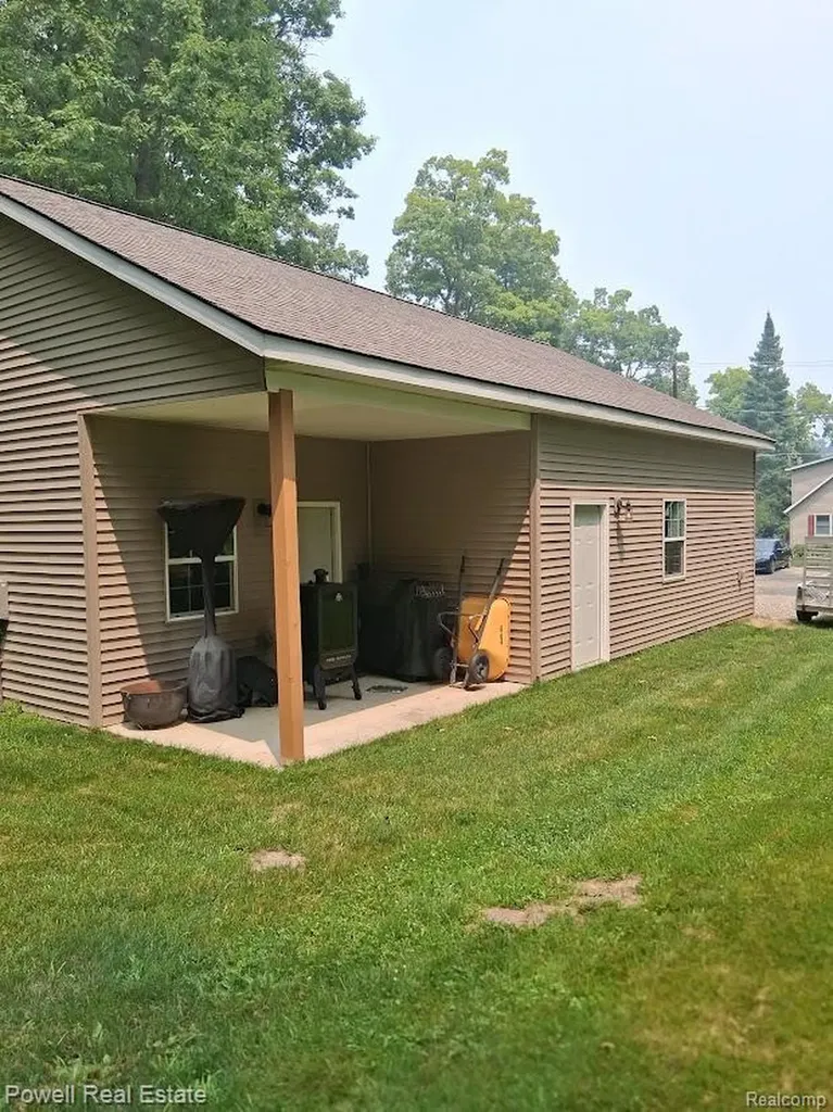 6807 Big Trail Road Rose Township MI 48442