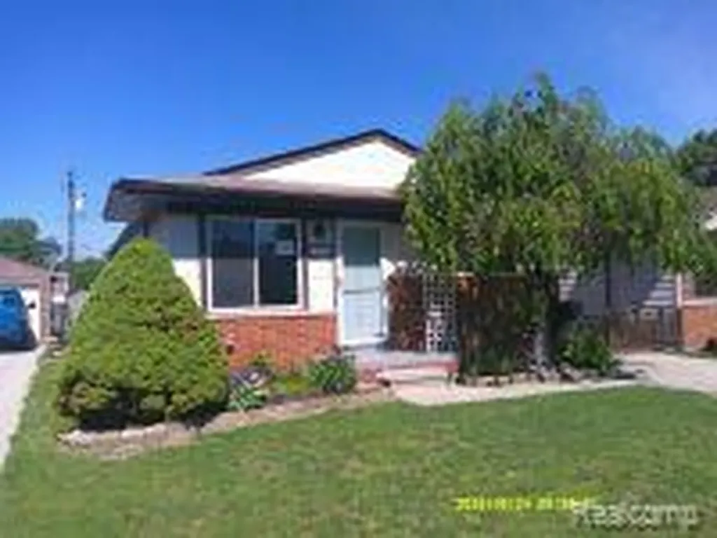 14326 Longtin Street Southgate City MI 48195