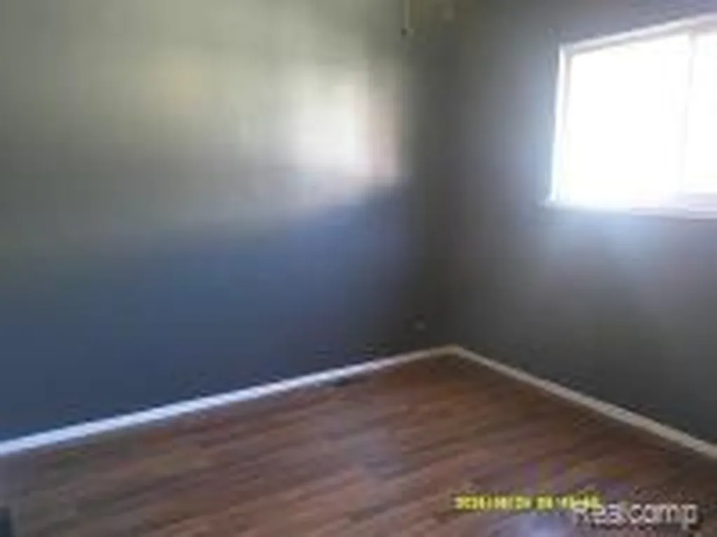 14326 Longtin Street Southgate City MI 48195