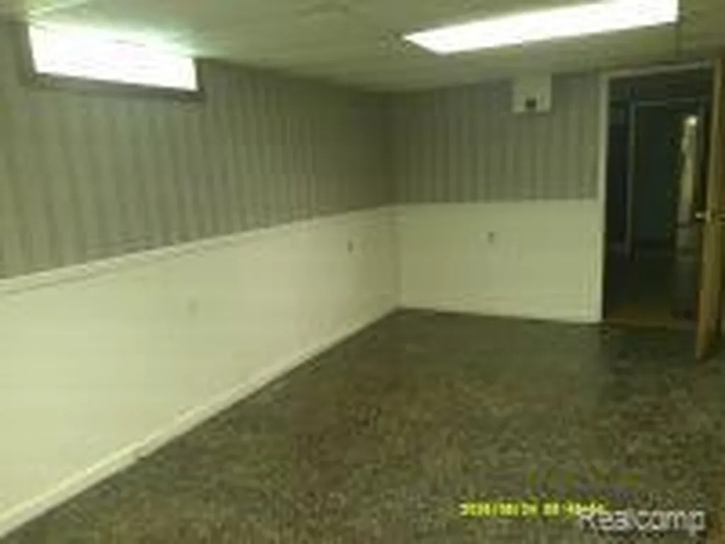 14326 Longtin Street Southgate City MI 48195
