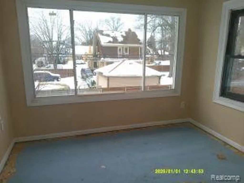 14326 Longtin Street Southgate City MI 48195
