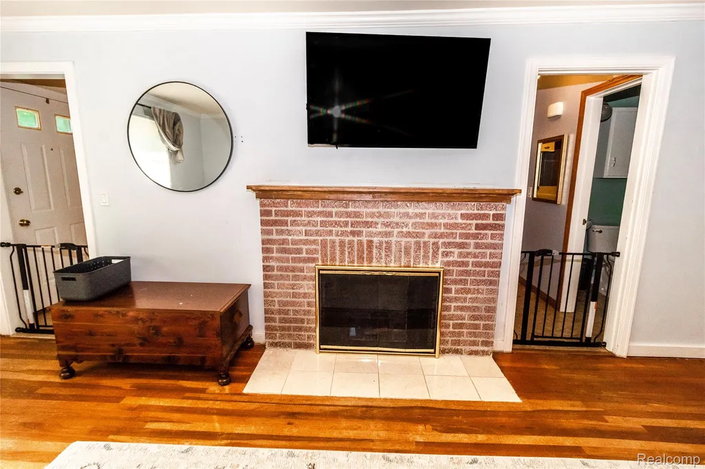 30 Brown Court Midland City MI 48640