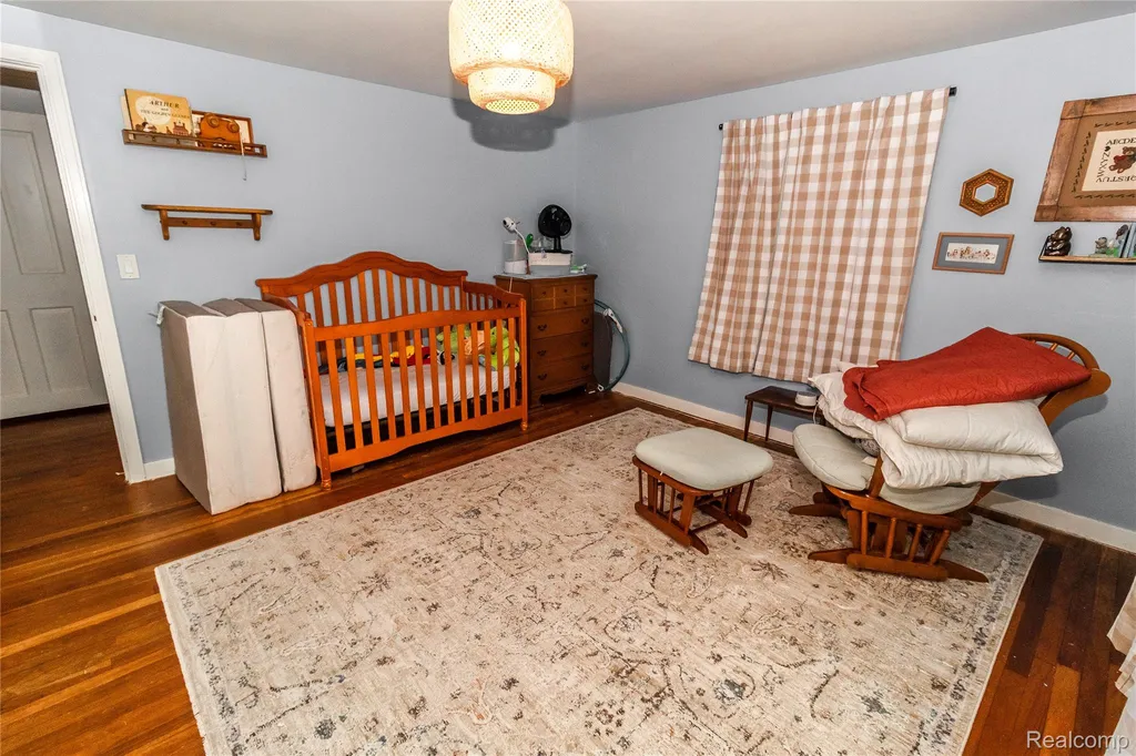30 Brown Court Midland City MI 48640