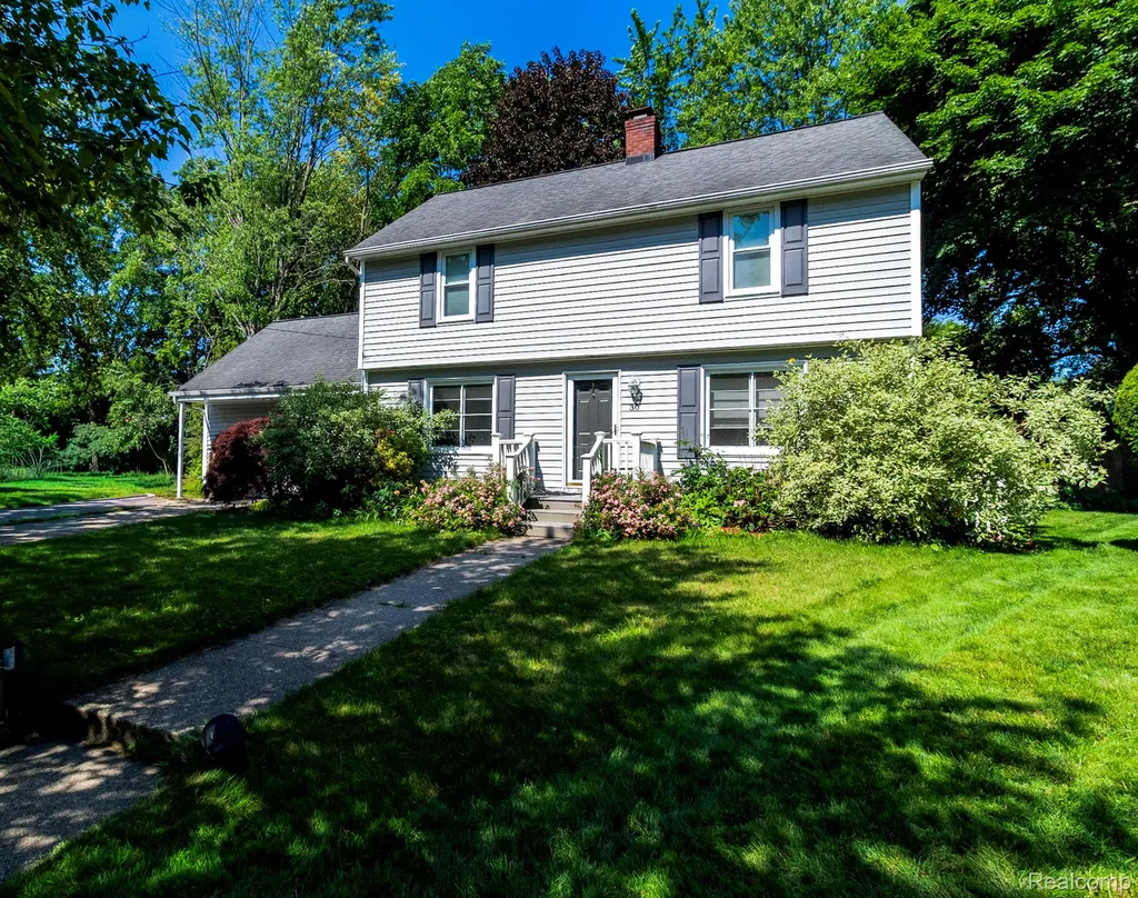 30 Brown Court Midland City MI 48640