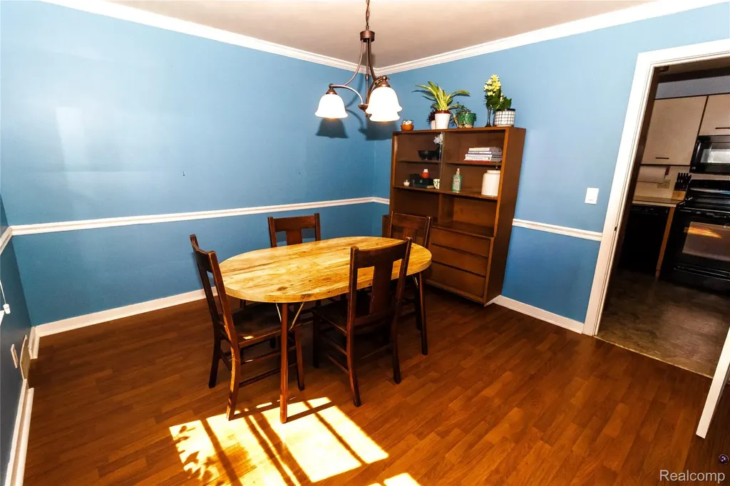 30 Brown Court Midland City MI 48640