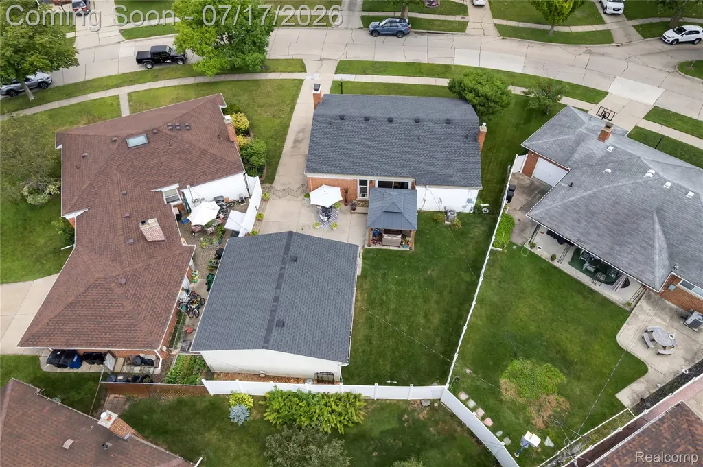 7837 Hugh Street Westland City MI 48185