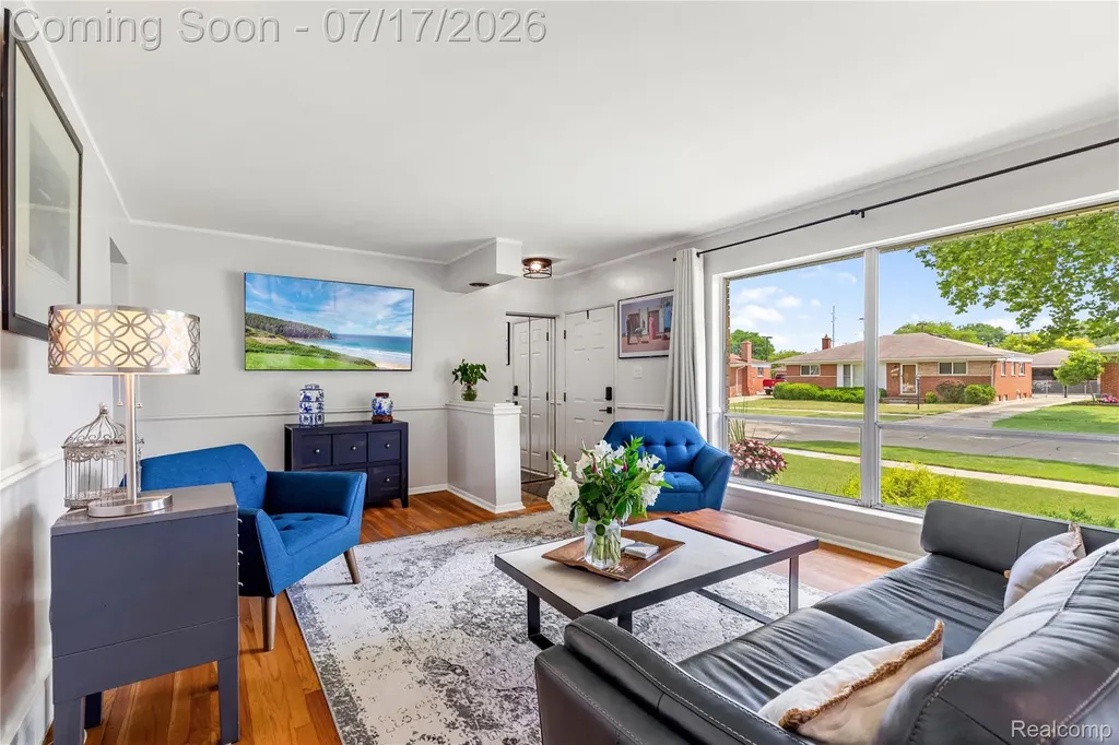 7837 Hugh Street Westland City MI 48185