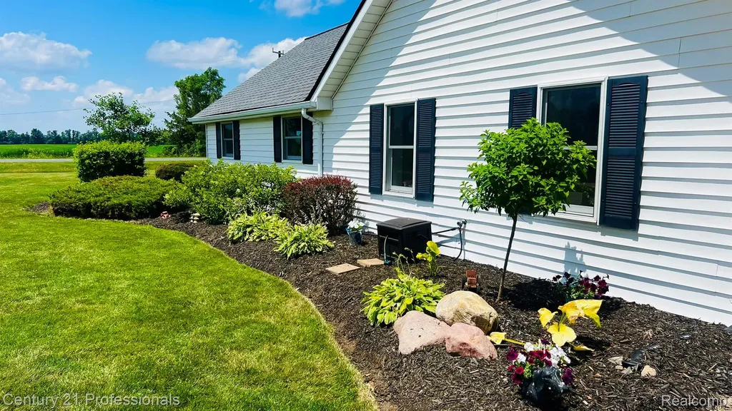 13525 Dennison Road Milan City MI 48160