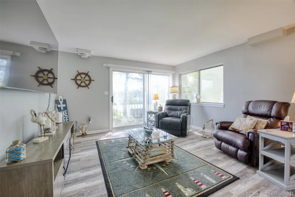 4165 Highcrest Drive Genoa Township MI 48116
