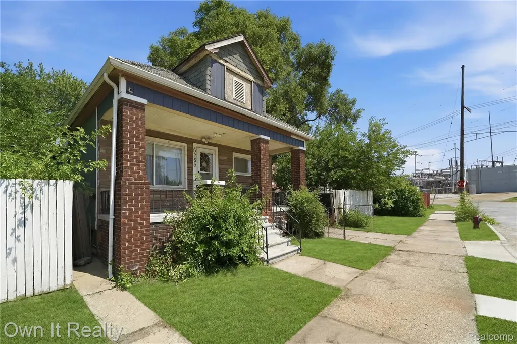 5255 Belmont Street Hamtramck City MI 48212