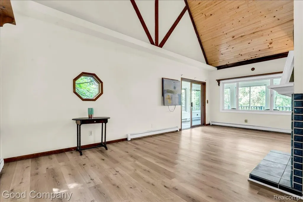8569 Stonegate Drive Salem Township MI 48168