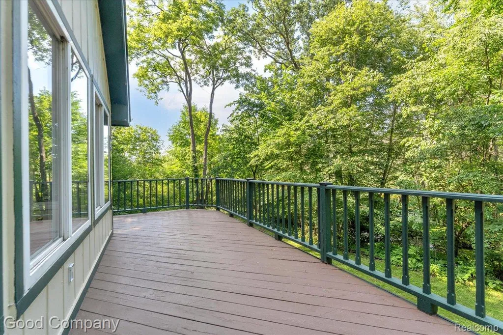 8569 Stonegate Drive Salem Township MI 48168