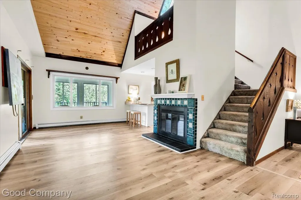 8569 Stonegate Drive Salem Township MI 48168